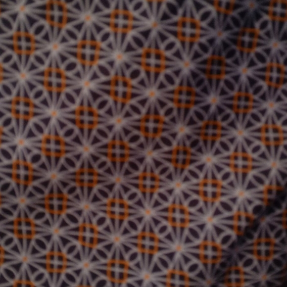 shirt - Picture 3 of 4